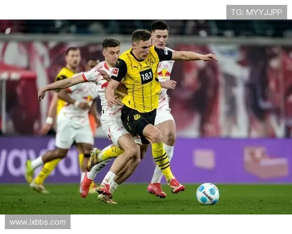 德甲焦点战汉堡迎战门兴谁能在强强对话中占得先机并冲击联赛关键三分